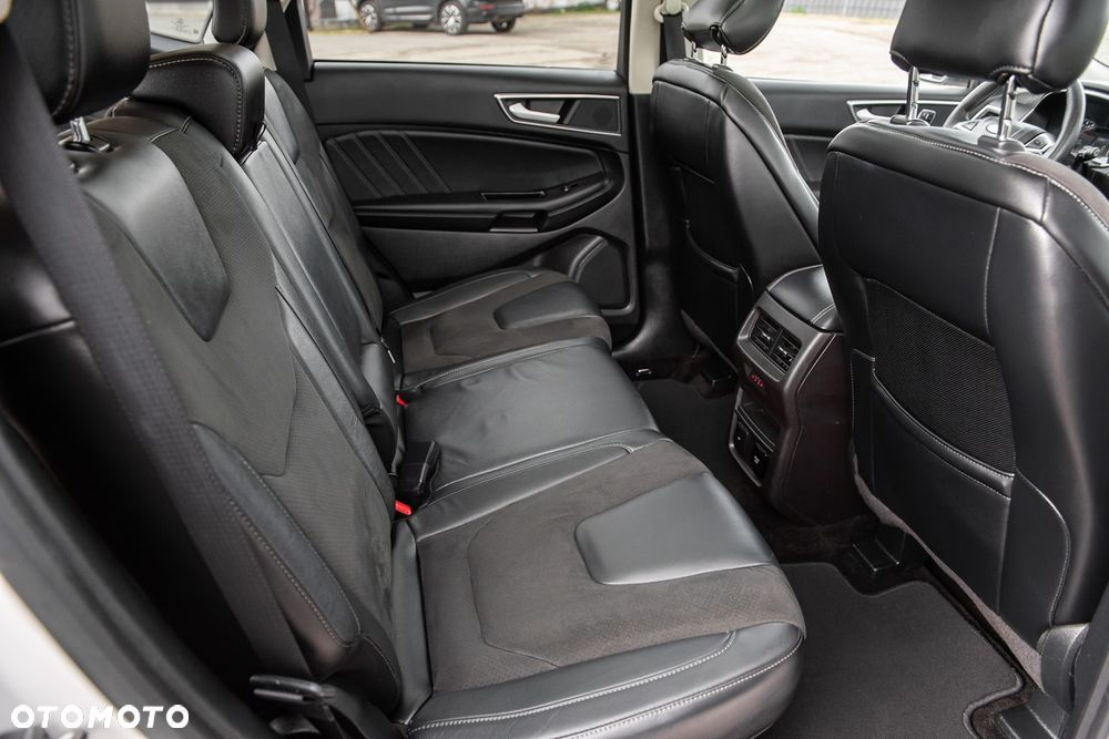 Ford Edge 2.0 TDCi Bi-Turbo 4x4 ST-LINE - 36