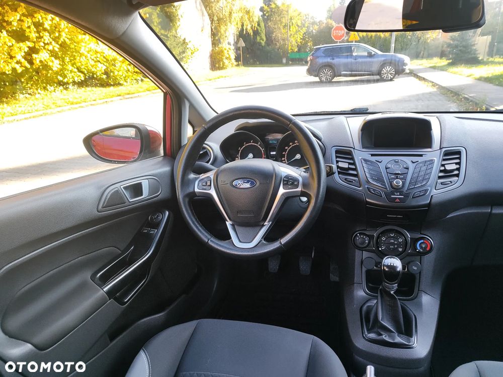 Ford Fiesta 1.0 EcoBoost Start-Stop Titanium - 33