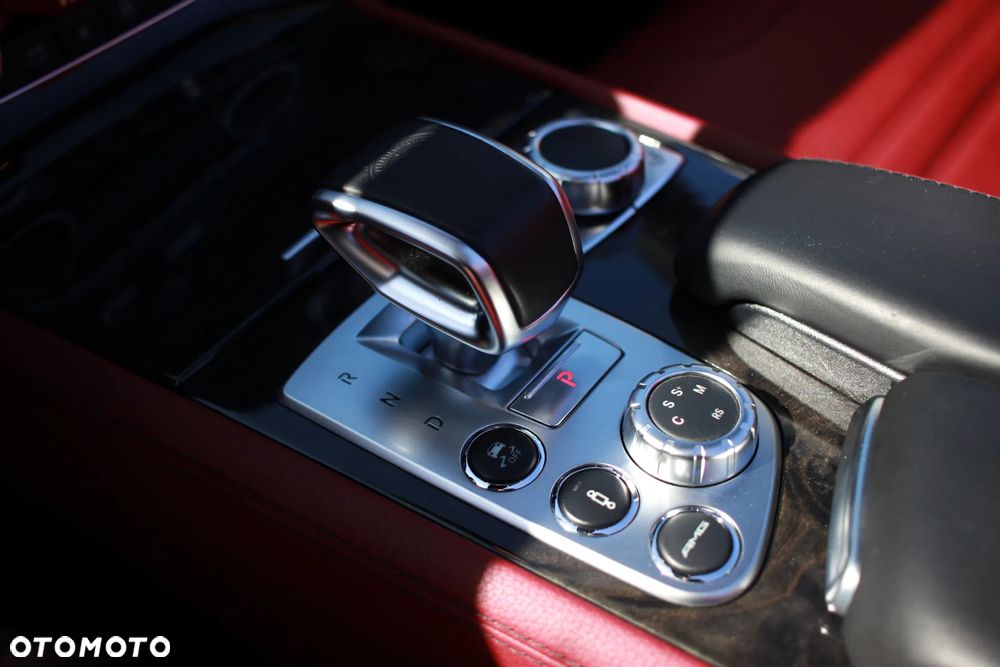 Mercedes-Benz SL 63 AMG - 19