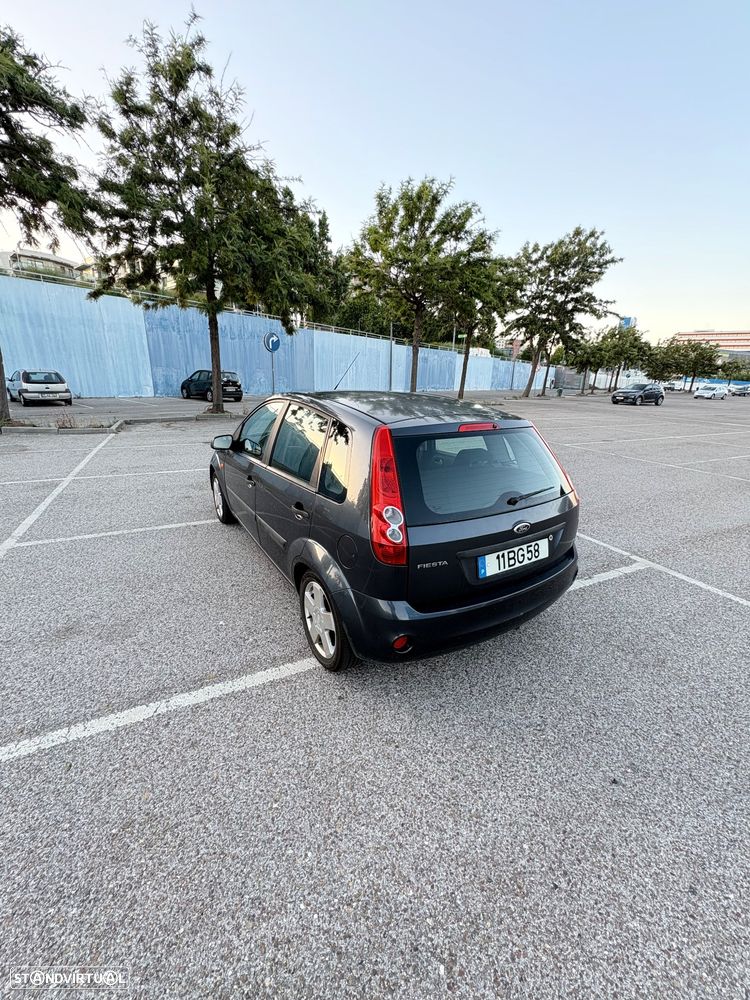 Ford Fiesta 1.25 Trend - 5