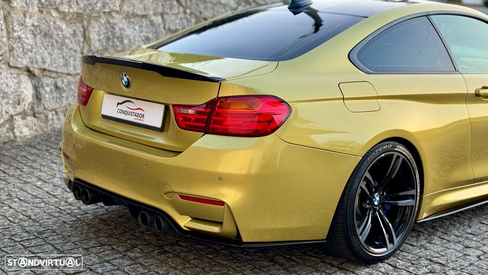 BMW M4 Coupe DKG - 26