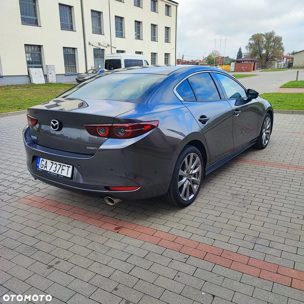 Mazda 3 2.0 mHEV Hikari - 3