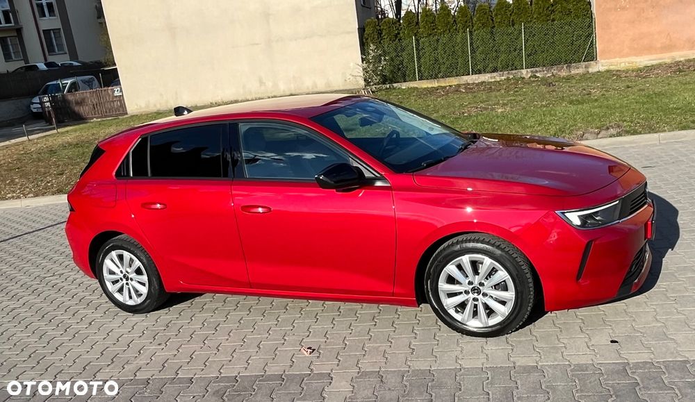 Opel Astra 1.2 T GS Line S&S - 10