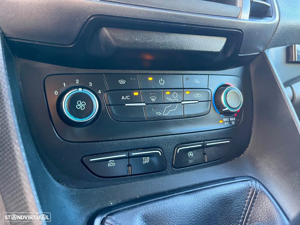 Ford Transir Connect - 31