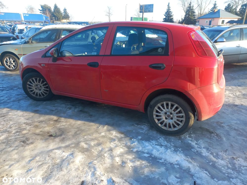 Fiat Grande Punto 1.4 16V 07r 176/A wszystkie części maska zderzak lampa - 3
