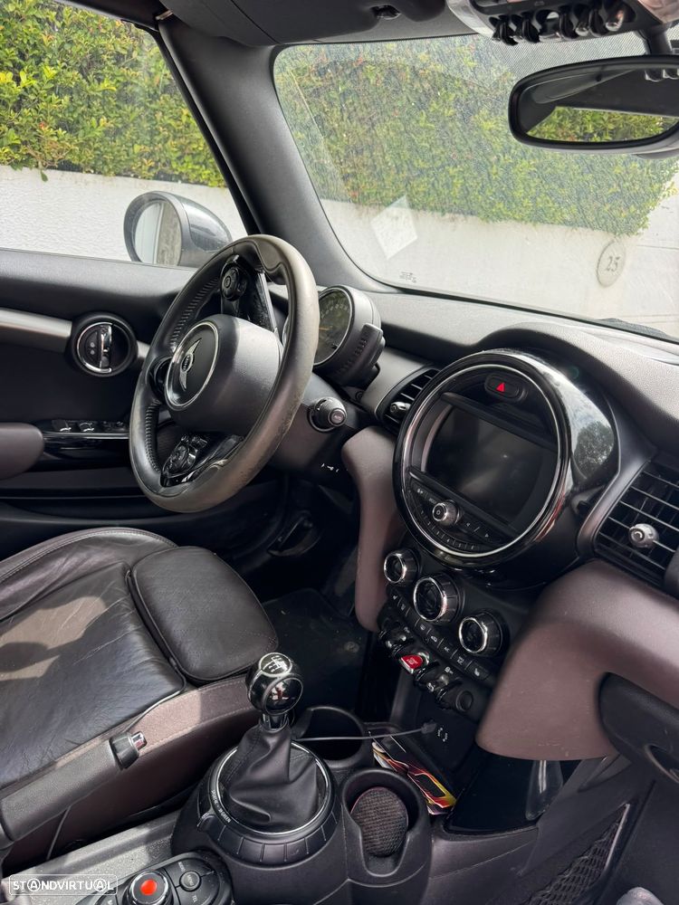 MINI Cabrio Cooper D - 8