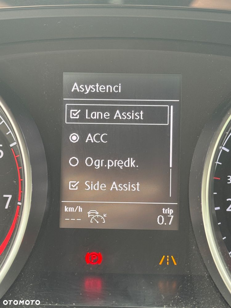 Volkswagen Touran 1.5 TSI ACT OPF UNITED - 22