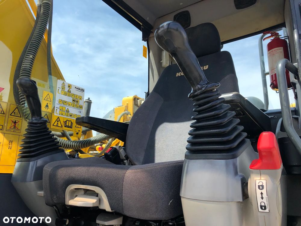 Komatsu PC210LC-11 - 37