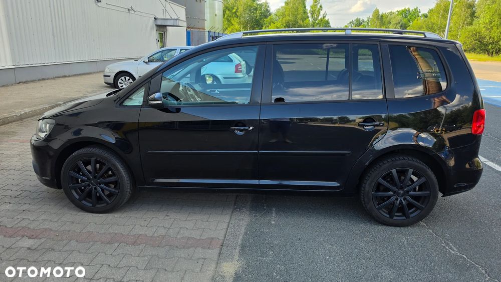 Volkswagen Touran 2.0 TDI DPF DSG Comfortline - 10