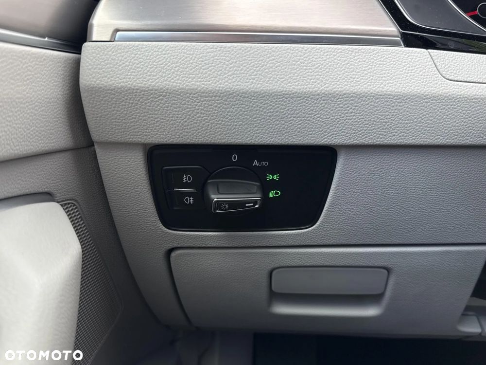 Volkswagen Passat 2.0 TSI Elegance DSG - 29