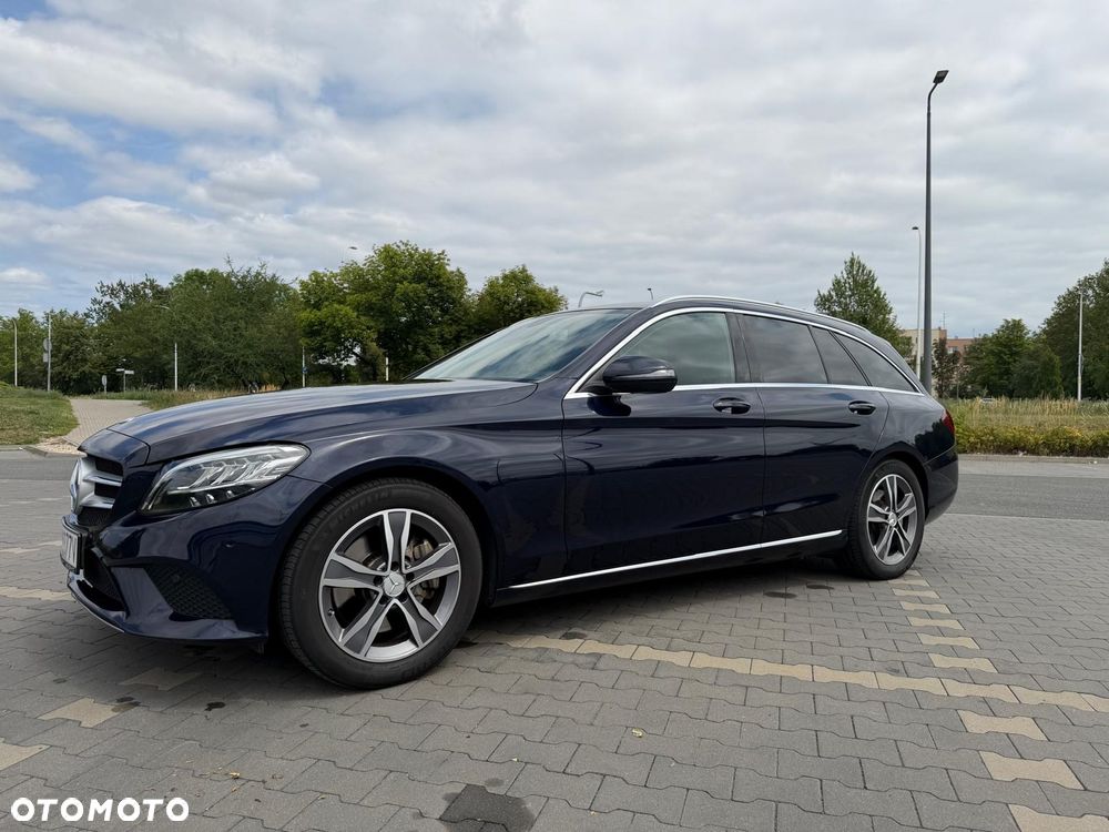 Mercedes-Benz Klasa C 300 9G-TRONIC Avantgarde - 4