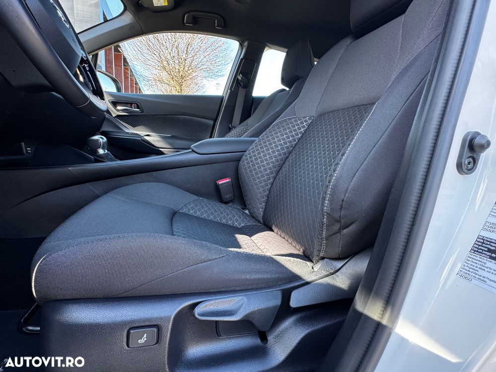 Toyota C-HR 2.0 Style Selection - 28