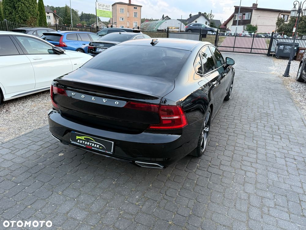 Volvo S90 D5 SCR AWD R-Design - 33