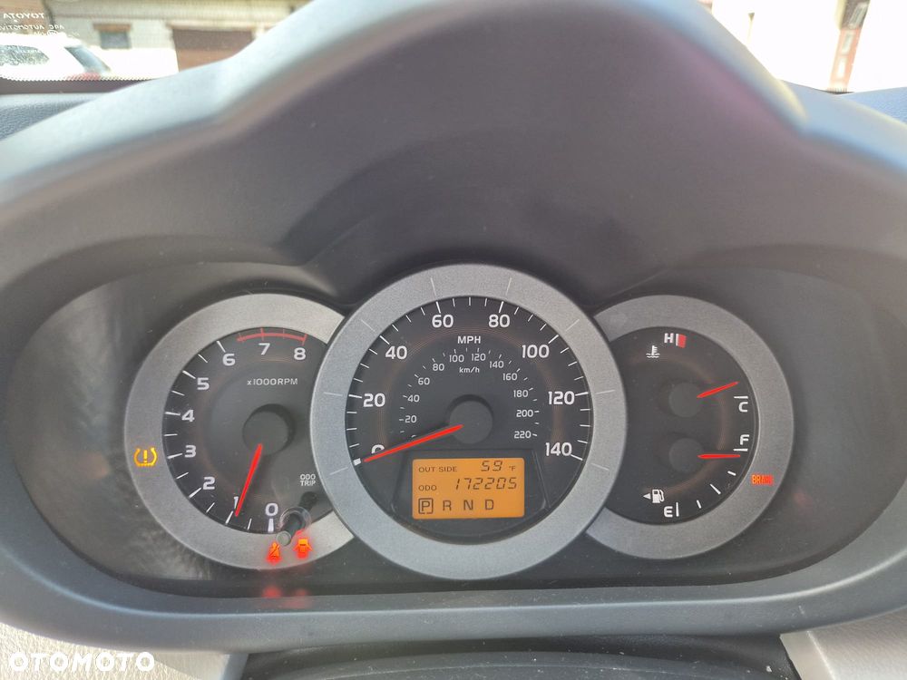 Toyota RAV4 - 15