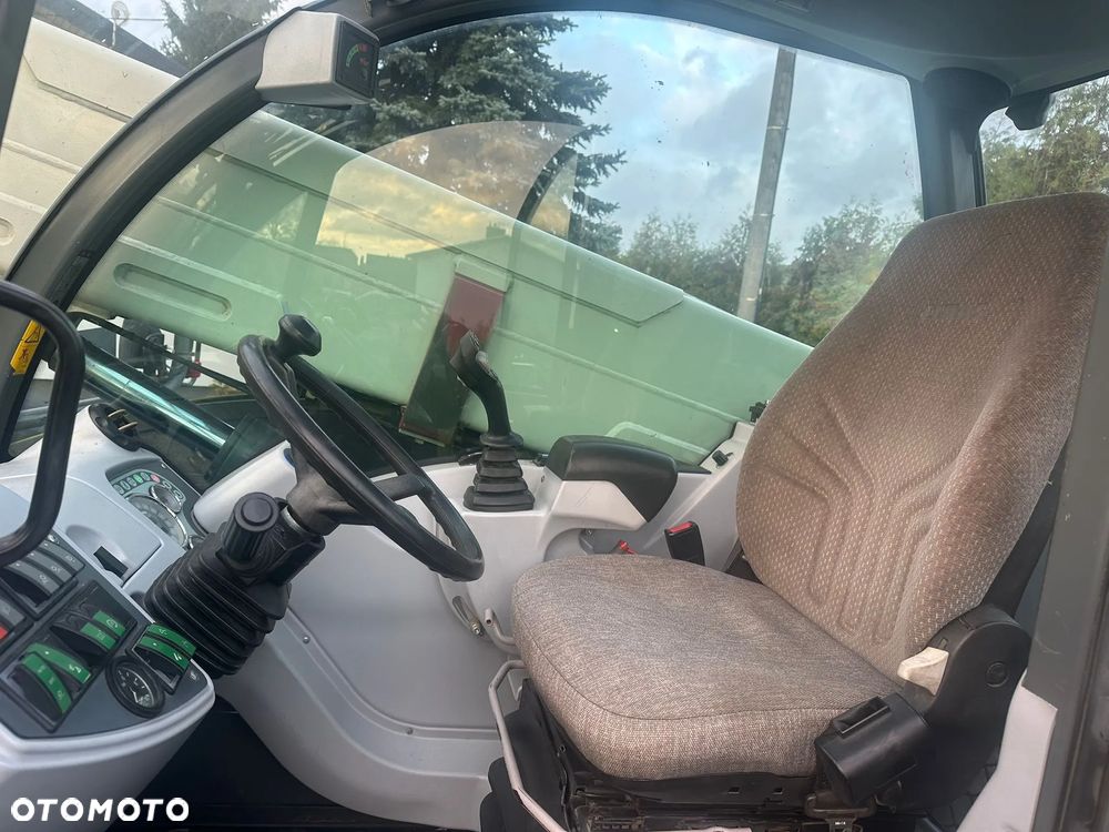 Claas Scorpion 7045 Plus - 12