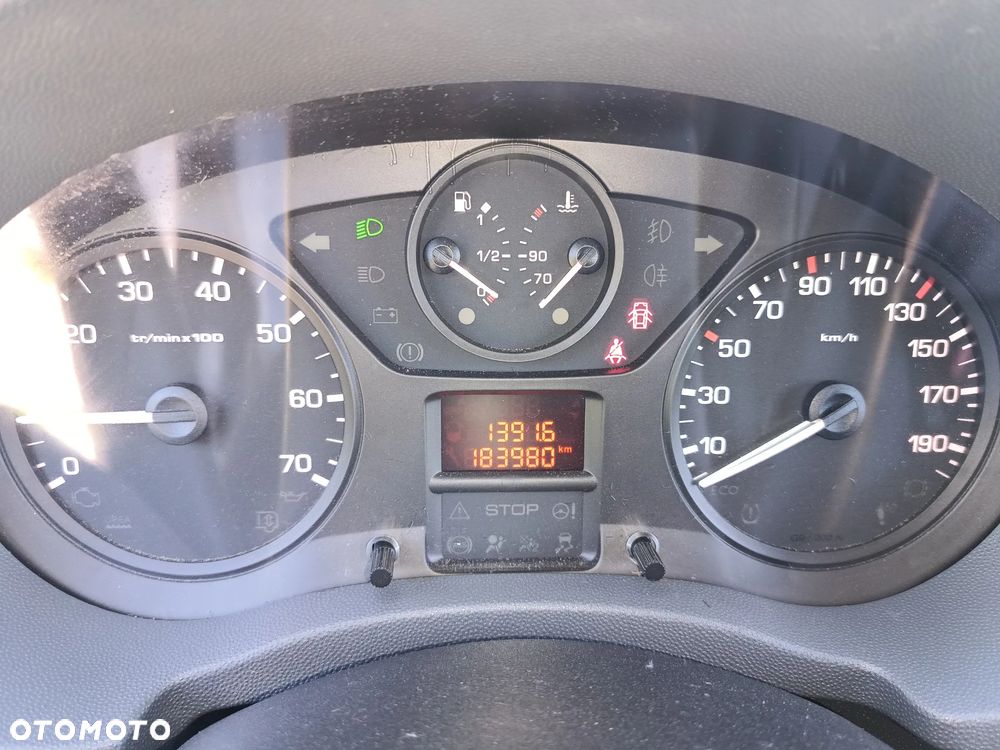 Citroën Jumpy 2.0 diesel 128 kM manual 2014 rok HAK, czujniki parkowania, ORGINALNY PRZEBIEG, sprowadzony ze Szwecji! - 6