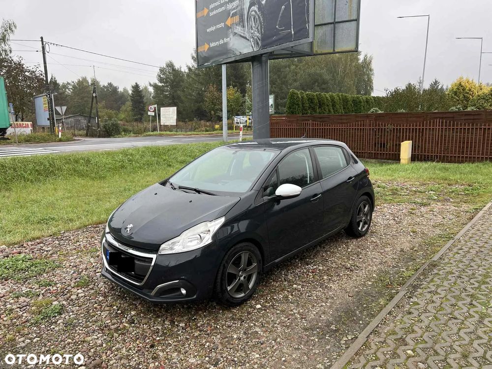 Peugeot 208 1.2 PureTech Style - 1