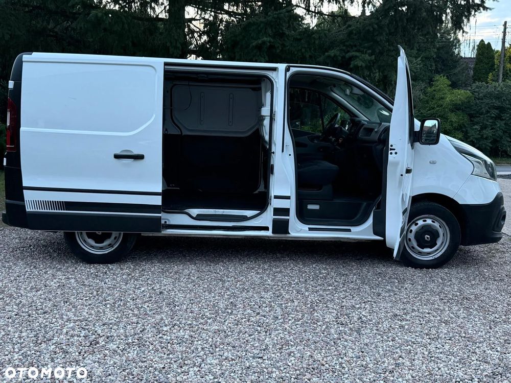 Renault Trafic - 18