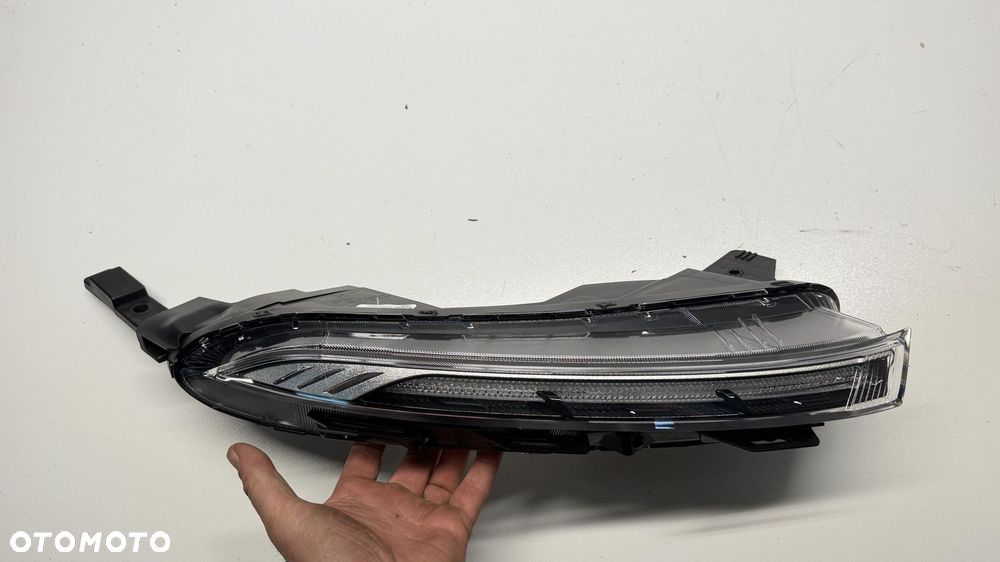 LAMPA PRAWA PRZEDNIA GÓRNA HYUNDAI BAYON  92208Q0500 NOWA OEM - 5