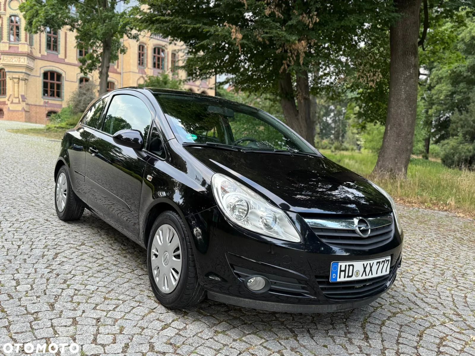 Opel Corsa 1.2 16V Cool - 1