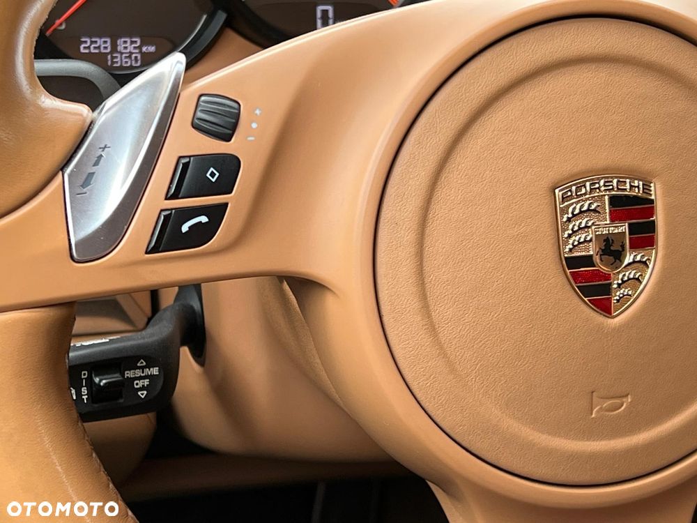 Porsche Panamera Turbo - 21