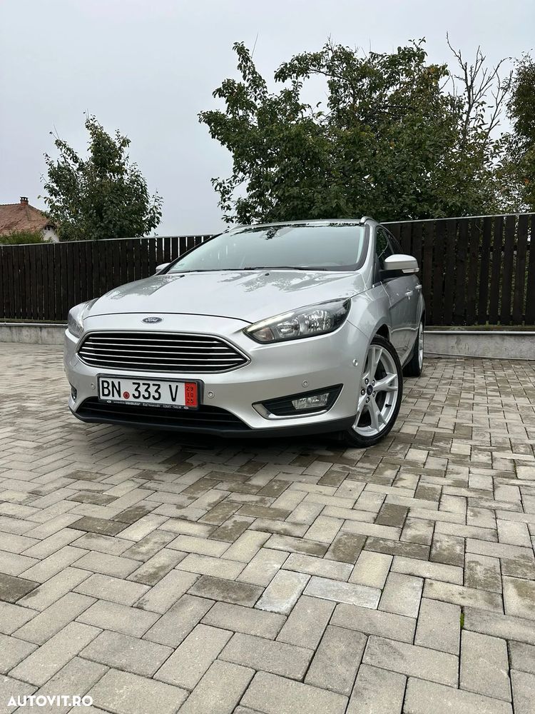 Ford Focus 2.0 EcoBlue Start-Stopp-System TITANIUM - 9