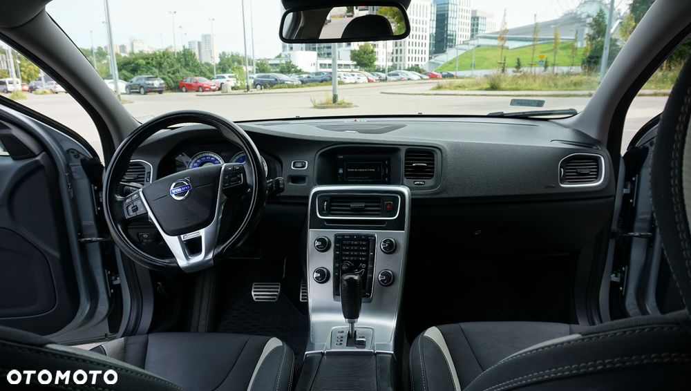 Volvo V60 - 16