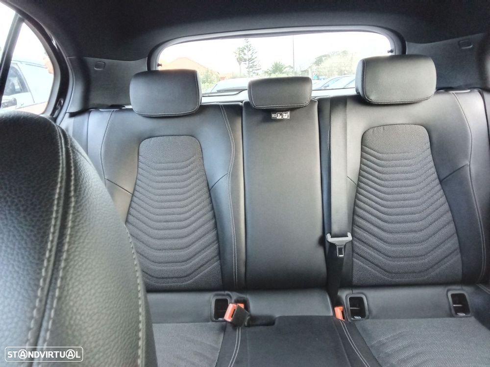 Mercedes-Benz A 180 d Style Plus Aut. - 32