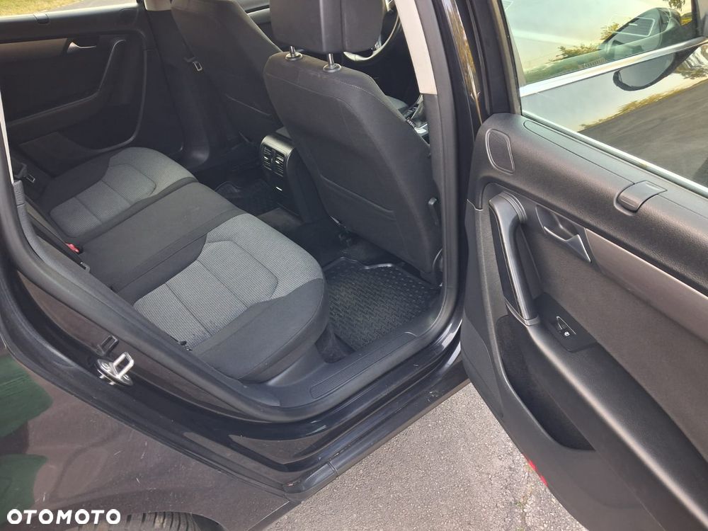 Volkswagen Passat Variant - 13