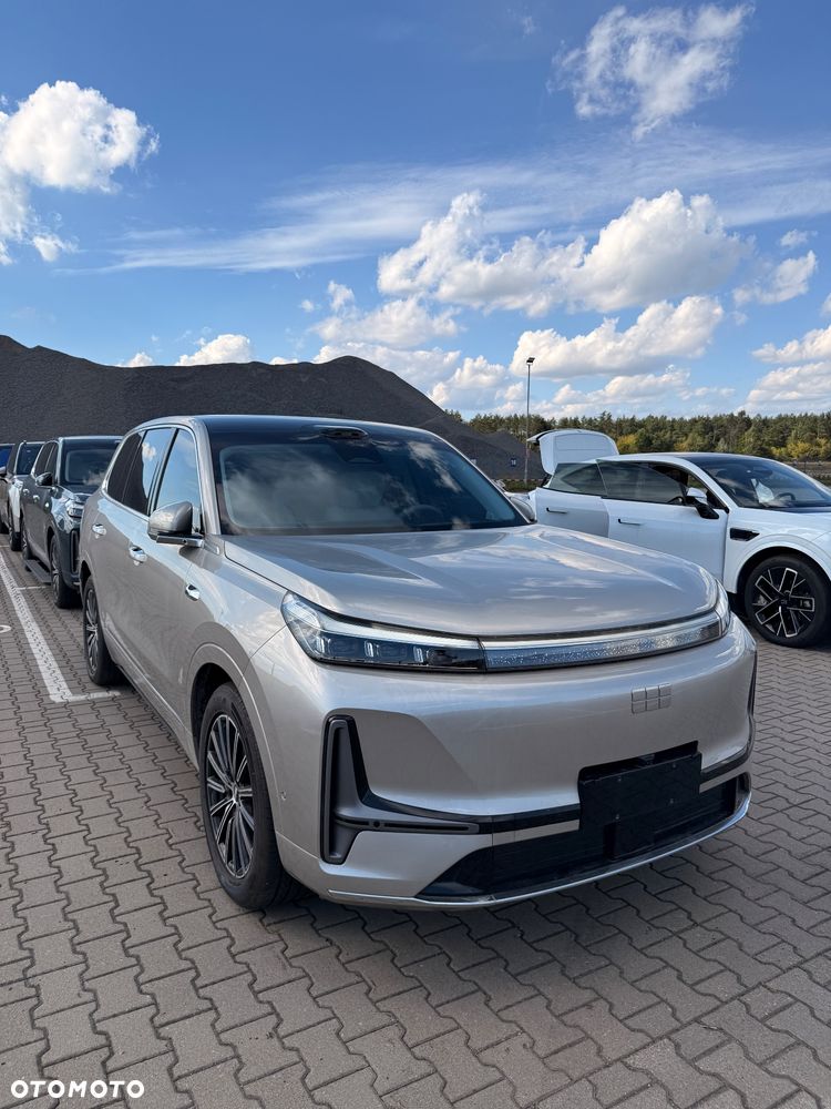 Geely M9 - 14