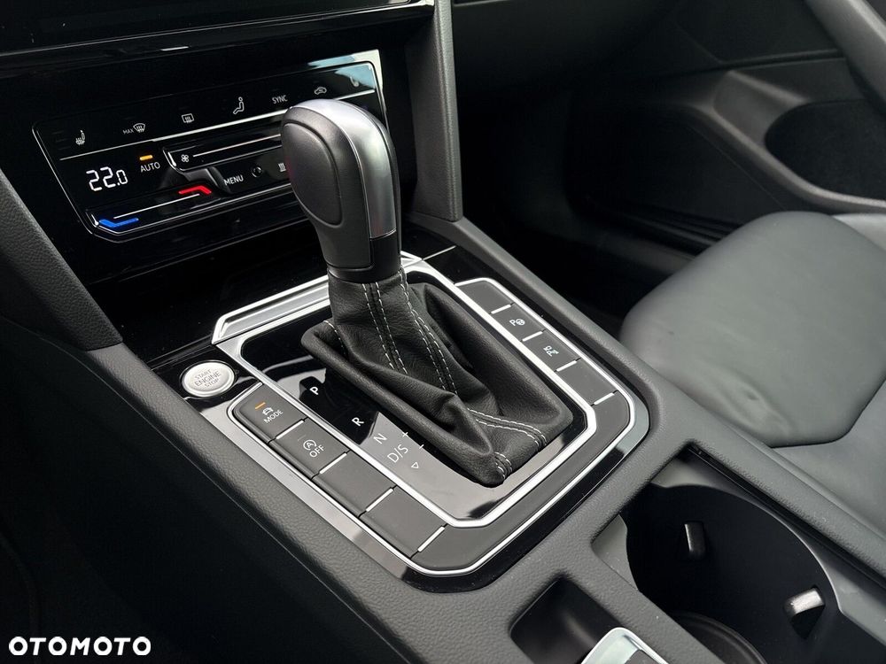 Volkswagen Arteon 2.0 TDI 4Motion R-Line DSG - 17