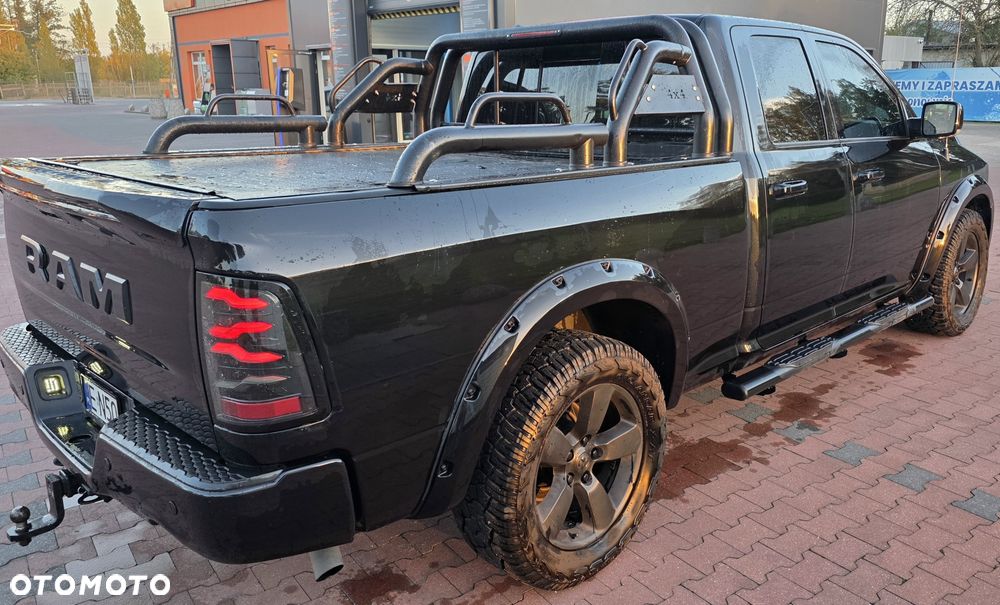 Dodge RAM - 8