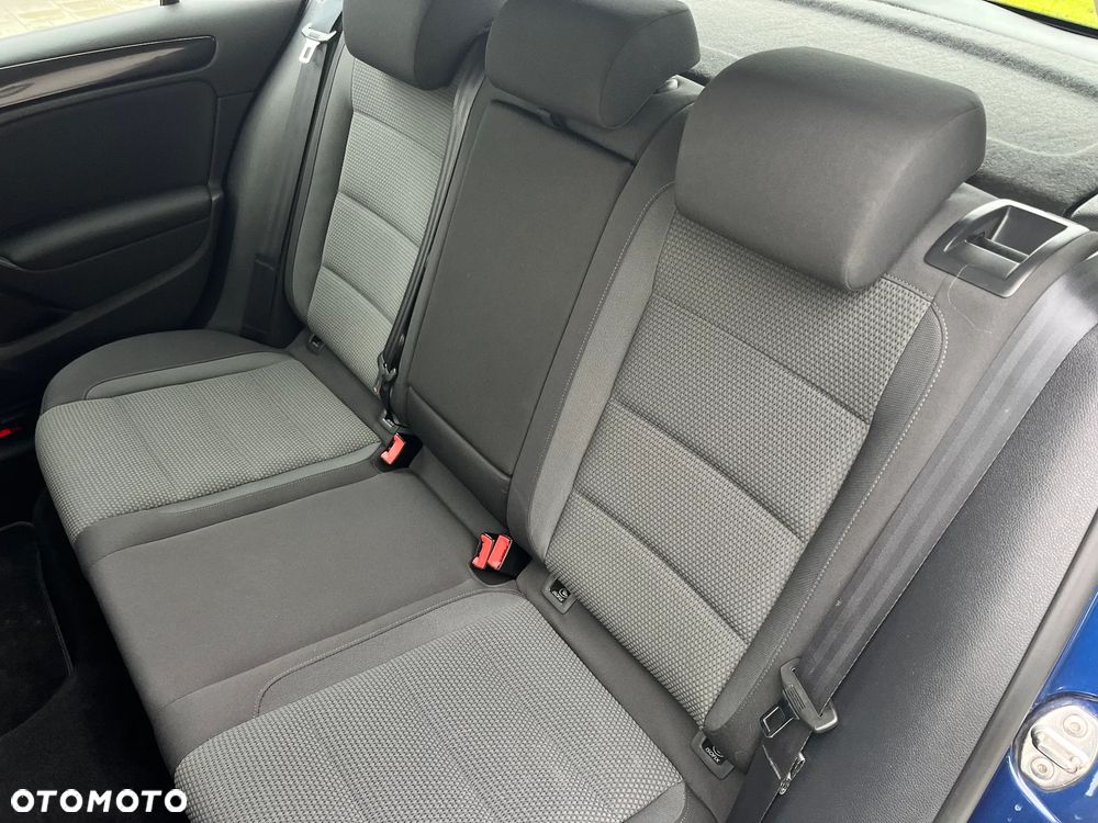 Volkswagen Golf 1.6 TDI DPF BlueMotion Technology Trendline - 15