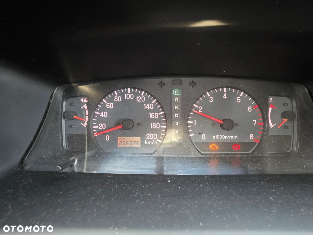 Mitsubishi Pajero - 13