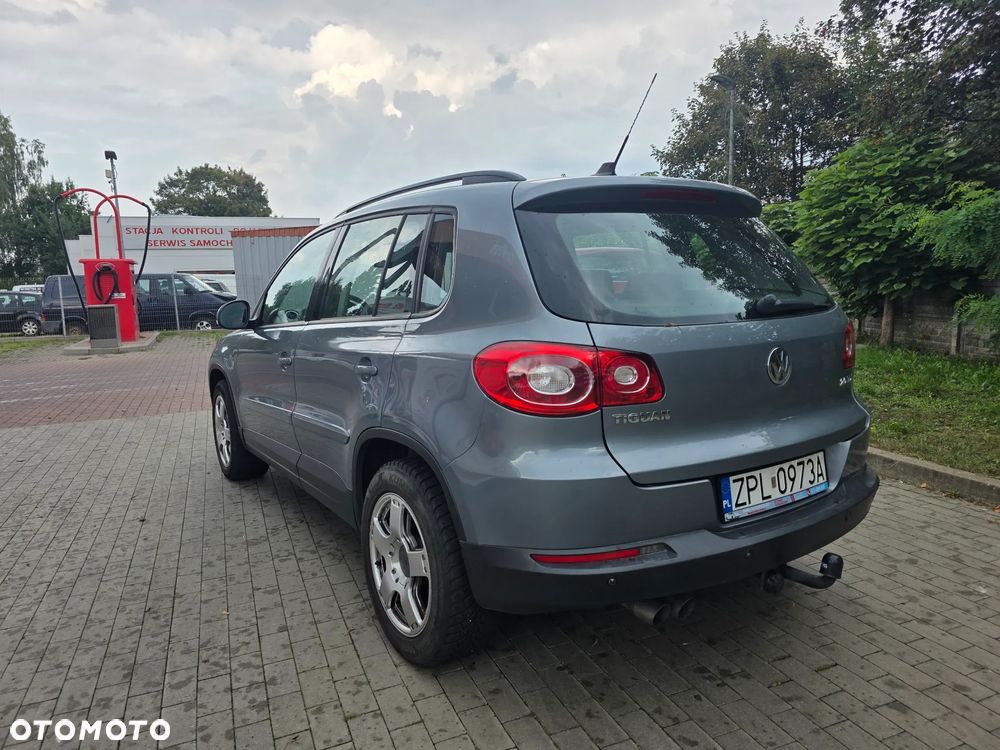 Volkswagen Tiguan 2.0 TDI 4Mot Track&Field - 4