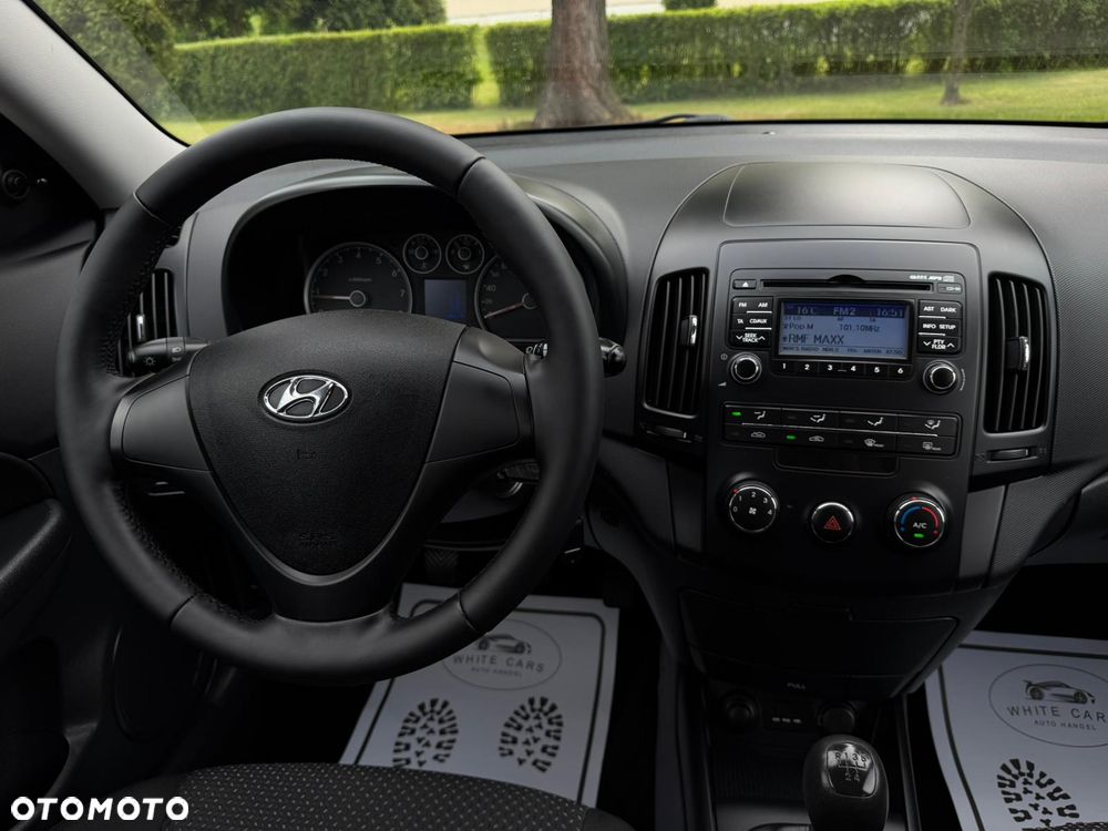 Hyundai i30 1.4 FIFA WM Edition - 18