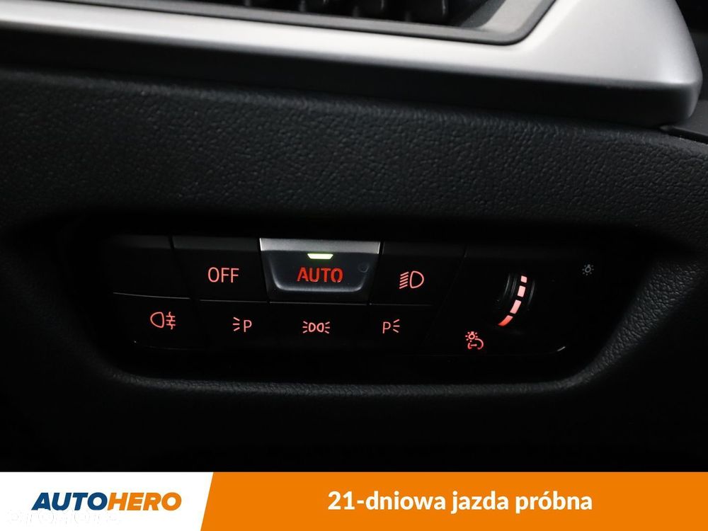 BMW Seria 3 - 35
