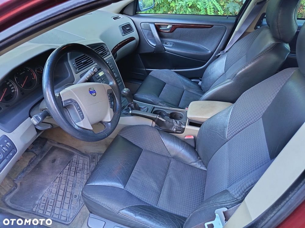 Volvo V70 2.4 - 4