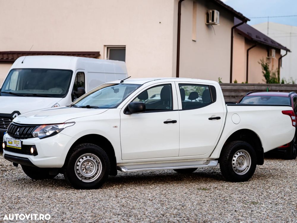 Mitsubishi L200 Double Cab M/T Intense - 3