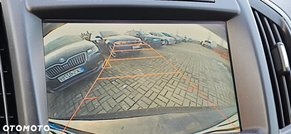 Opel Insignia ver-2-0-cdti-exclusive-s-s - 12