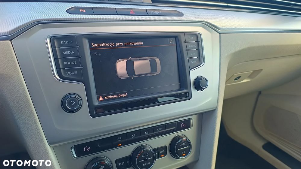 Volkswagen Passat 2.0 TDI BMT Comfortline - 8