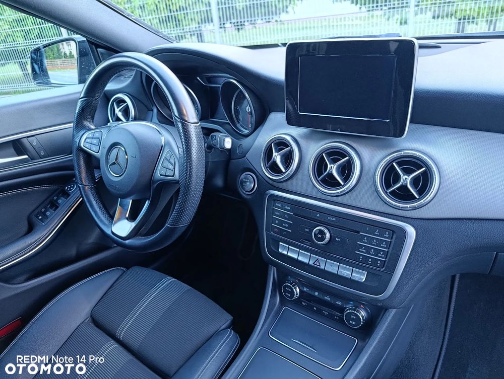 Mercedes-Benz CLA - 17