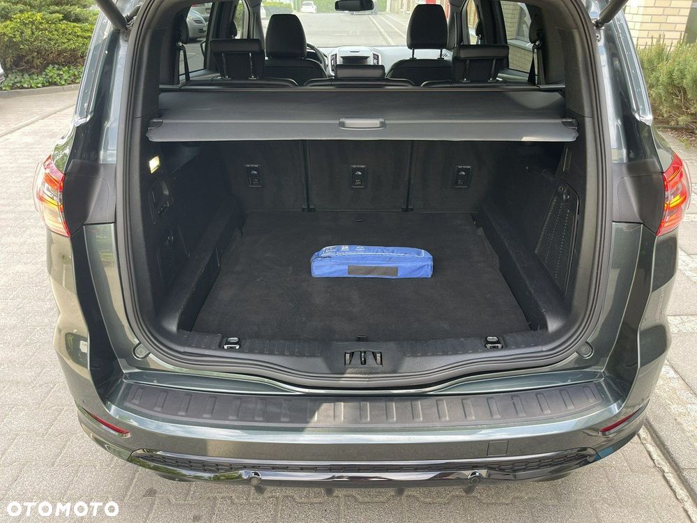Ford S-Max - 10