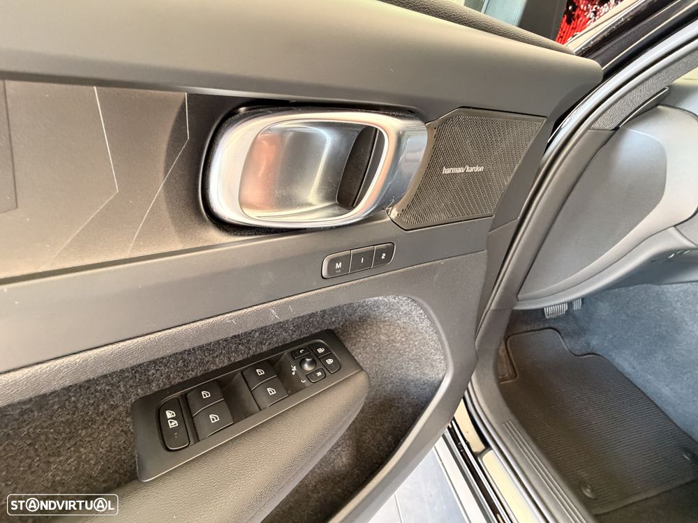 Volvo XC 40 T5 Recharge DKG Essential - 17