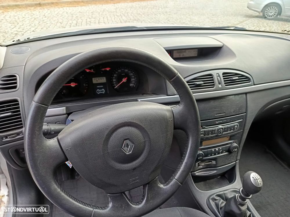 Renault Laguna 1.9 dCi Privilège Luxe - 19