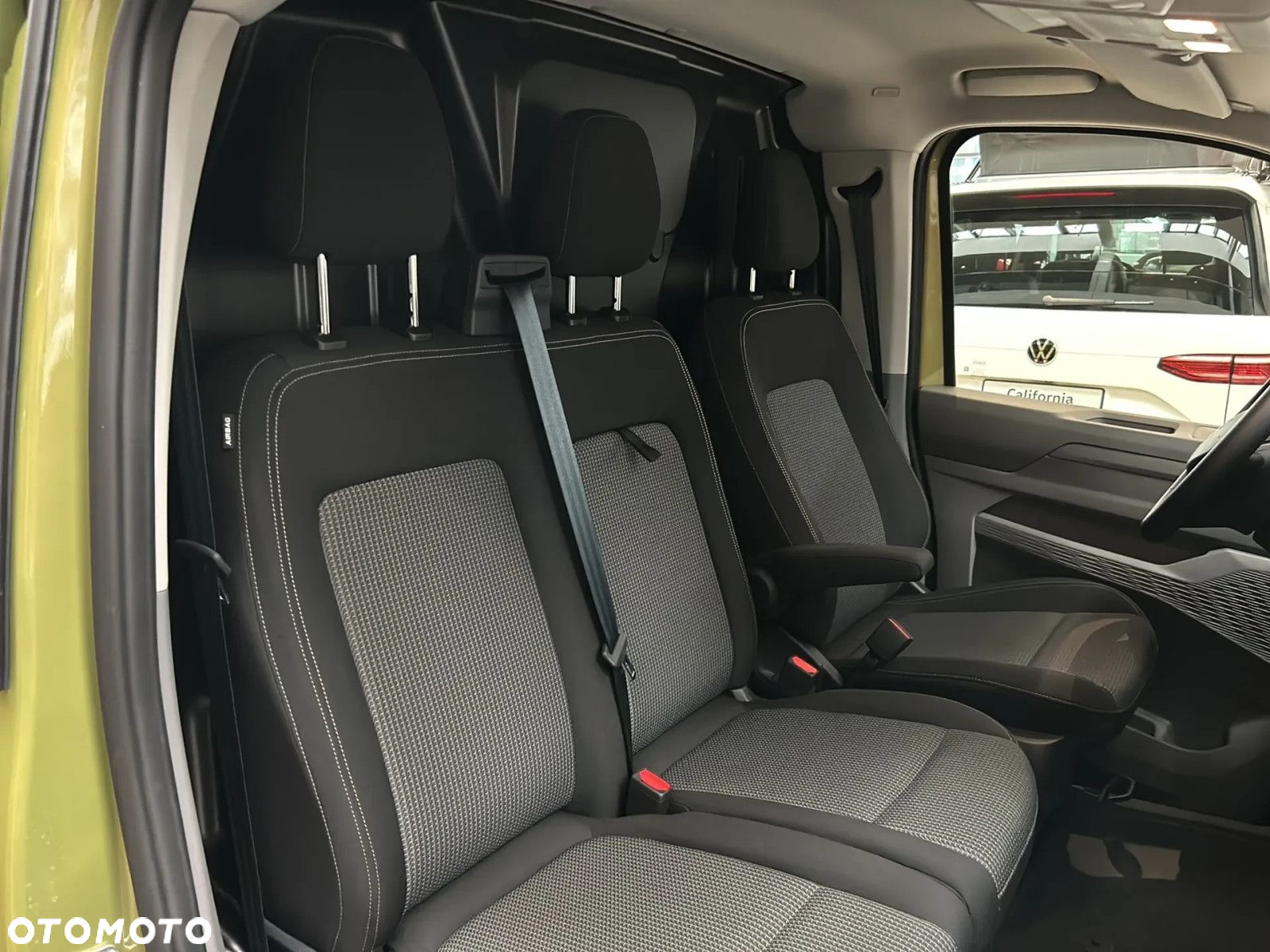 Volkswagen Transporter T7 Furgon (L2) AUTOMAT, 2.0 TDI 170KM, r.o. 3500 mm - 12