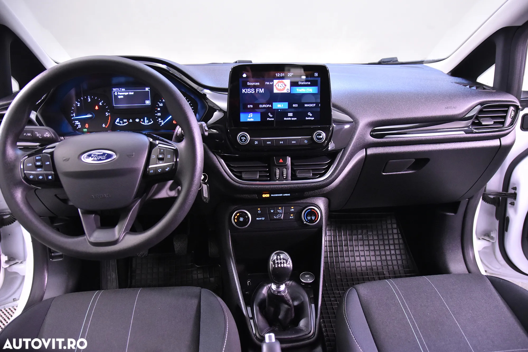 Ford Fiesta - 9