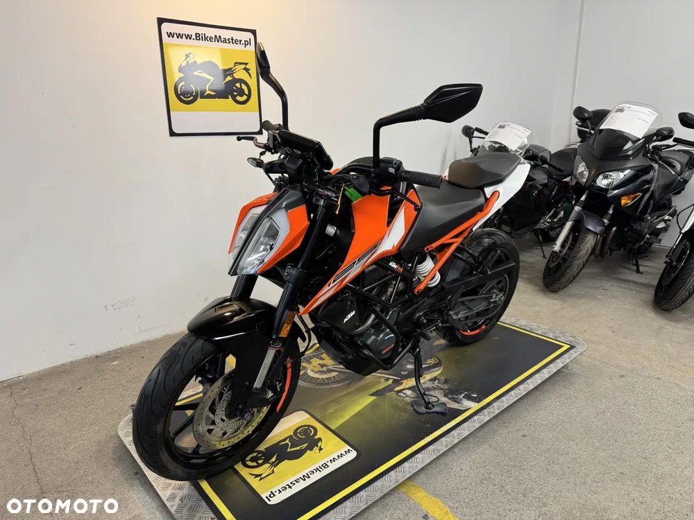 KTM Duke - 4