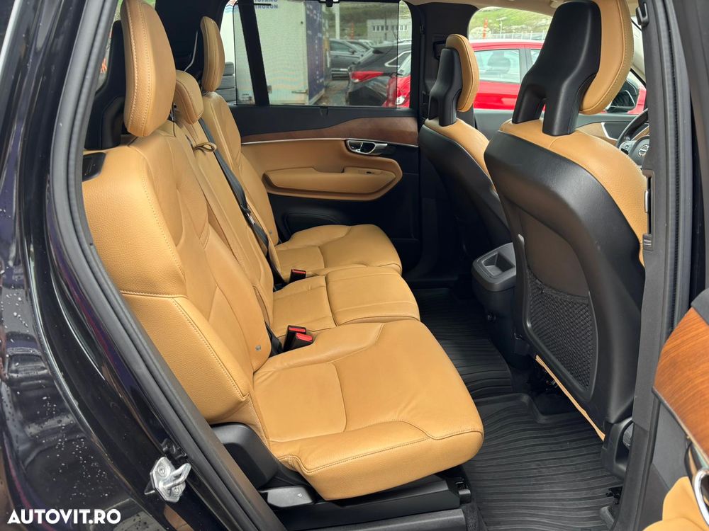 Volvo XC 90 D5 AWD Geartronic Inscription - 36