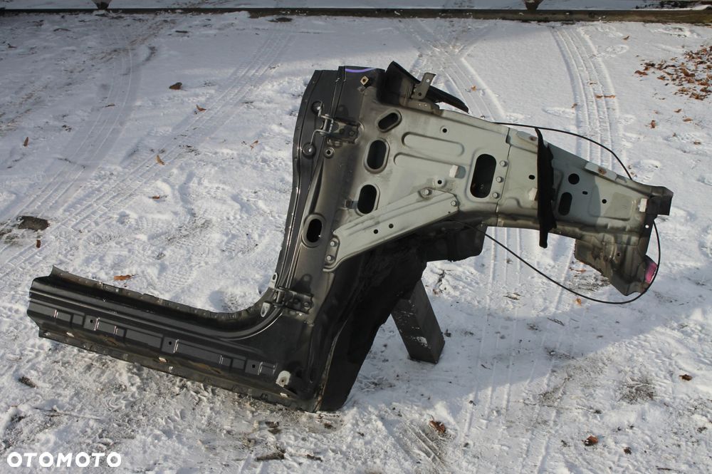 próg prawy słupek drzwi ćwiartka prawa przednia mitsubishi eclipse cross - 1